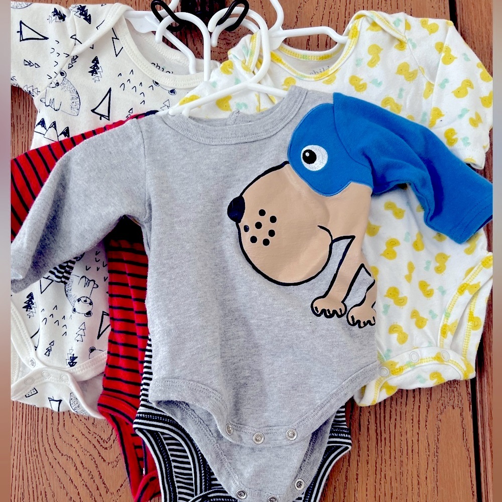 10 0-3month long sleeve onesies One 0-3 jacket
